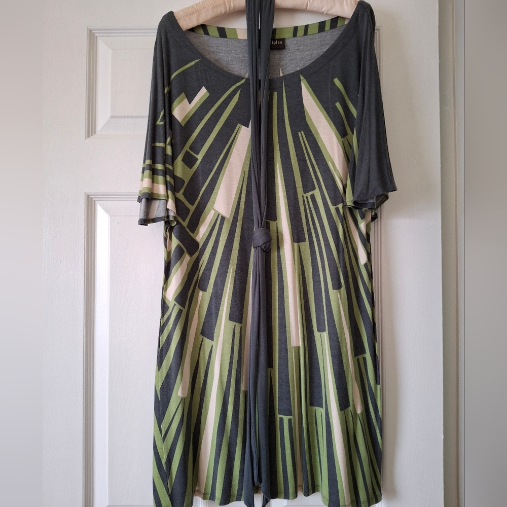 Green and Gray Scoop Neck Dolman Sleeve Tunic US 10/ UK 14